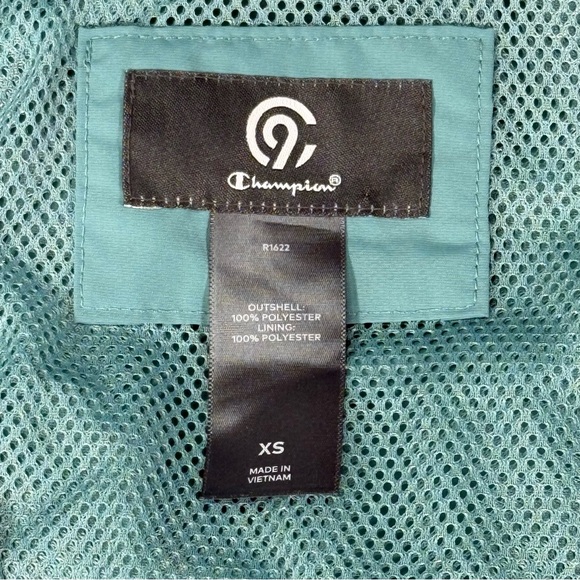 Champion Women's Hooded
Windbreaker Teal Jacket Full Zip
Size X-Small EUC - Picture 2 of 14